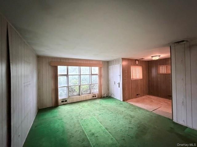 1209 Udall Road, Bay Shore, NY 11706