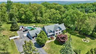 591 Bloomsbury Rd, Union Twp., NJ 08827