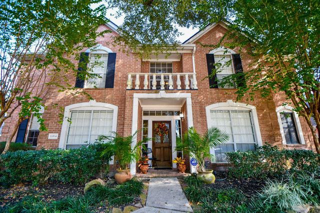11814 Lake Grove Court, Tomball, TX 77377