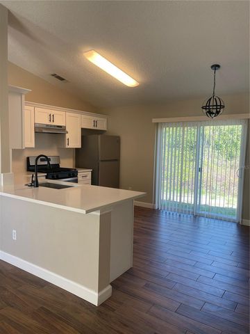 18 STARLING DRIVE, Daytona Beach, FL 32117