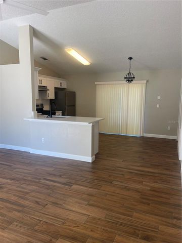 18 STARLING DRIVE, Daytona Beach, FL 32117