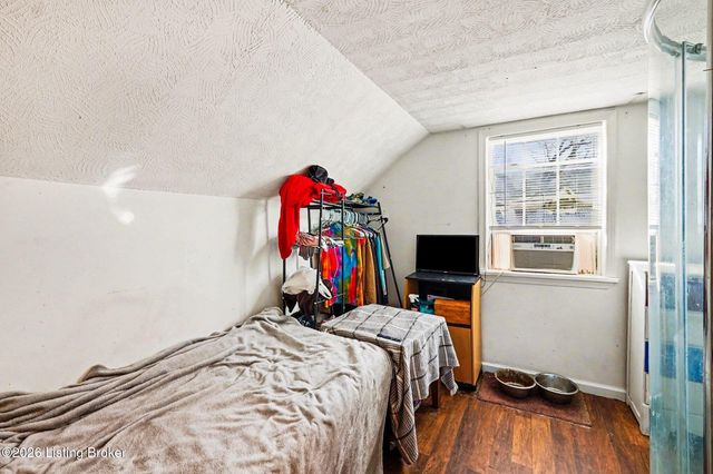 11015 National Turnpike, Louisville, KY 40118