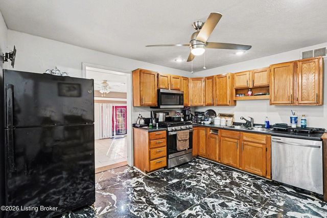 11015 National Turnpike, Louisville, KY 40118