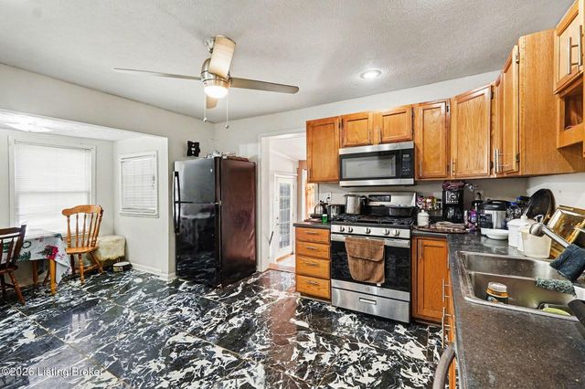 11015 National Turnpike, Louisville, KY 40118