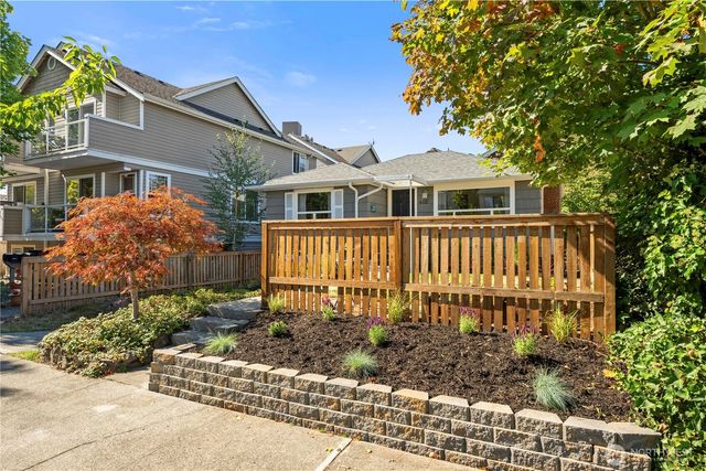 6325 42nd Avenue SW, Seattle, WA 98136