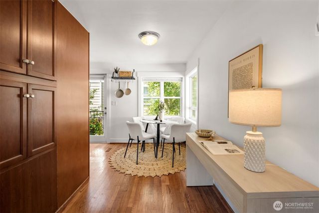 6325 42nd Avenue SW, Seattle, WA 98136