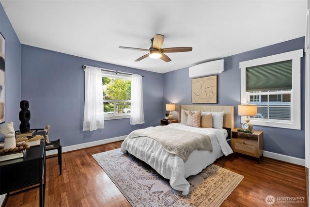 6325 42nd Avenue SW, Seattle, WA 98136