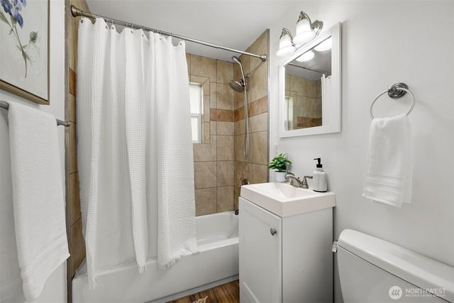 6325 42nd Avenue SW, Seattle, WA 98136
