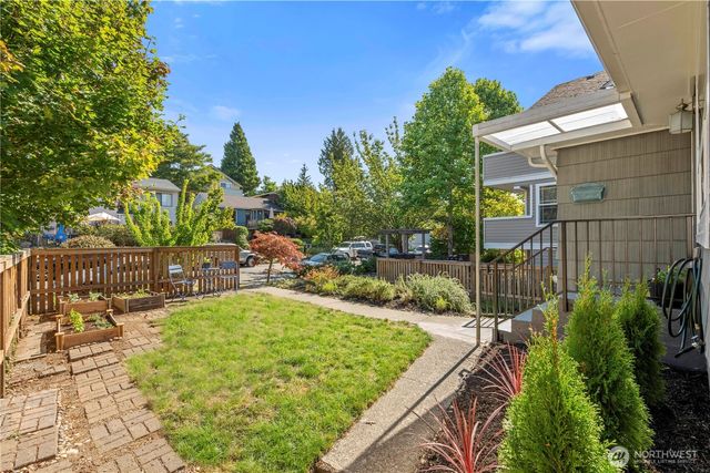 6325 42nd Avenue SW, Seattle, WA 98136