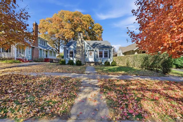 1704 Humboldt Street, Manhattan, KS 66502