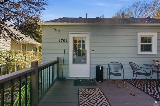 1704 Humboldt Street, Manhattan, KS 66502
