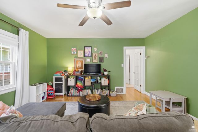 1704 Humboldt Street, Manhattan, KS 66502