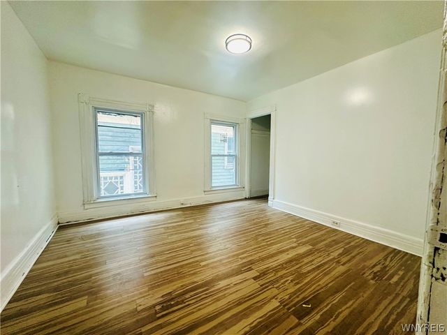 114 School Street, Buffalo, NY 14213