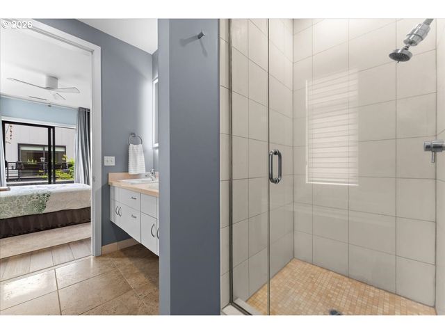 2140 Nw 16th Ave, Portland, OR 97209