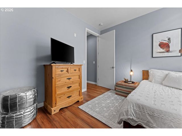 2140 Nw 16th Ave, Portland, OR 97209