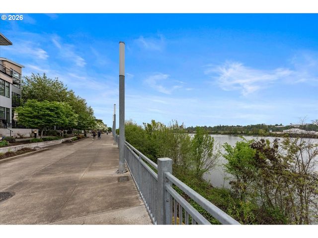 2140 Nw 16th Ave, Portland, OR 97209