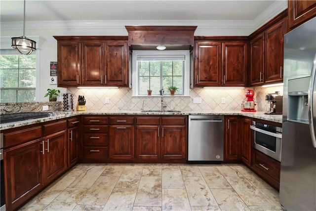 4376 E Troon Drive, Fayetteville, AR 72701