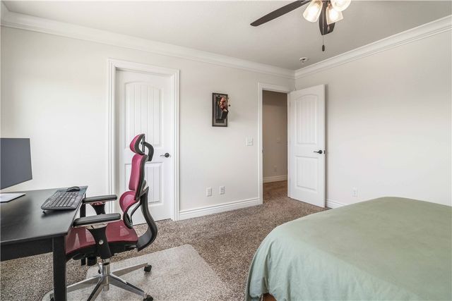 4376 E Troon Drive, Fayetteville, AR 72701