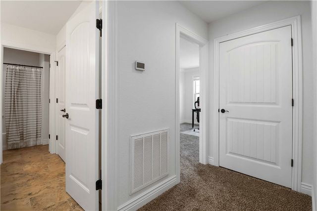 4376 E Troon Drive, Fayetteville, AR 72701