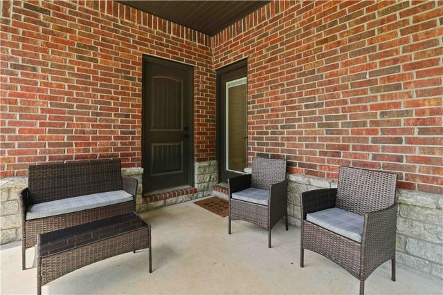 4376 E Troon Drive, Fayetteville, AR 72701