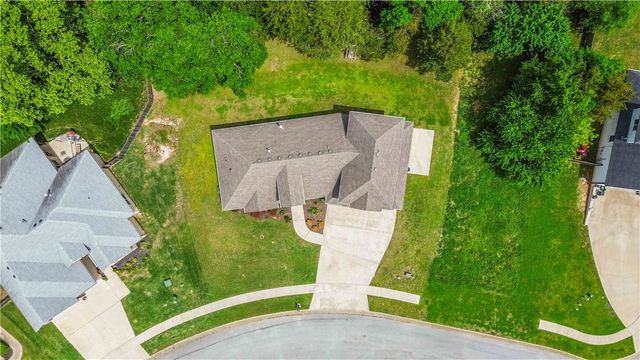 4376 E Troon Drive, Fayetteville, AR 72701