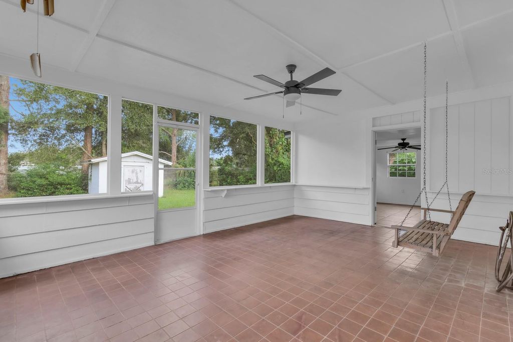 Image 29 of property listing at 1345 S OXALIS AVE, Orlando, FL 32807