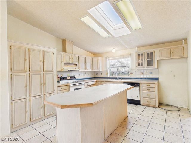 3230 East Kellogg Road, Pahrump, NV 89061