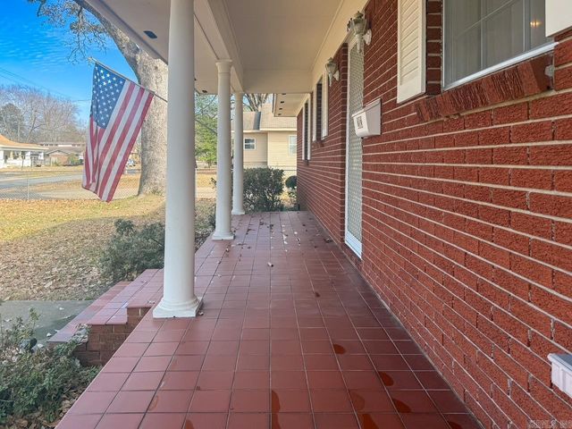 203 Pine Bluff Street, Malvern, AR 72104