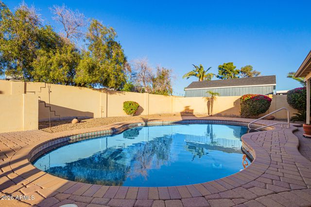 4746 W COLUMBINE Drive, Glendale, AZ 85304