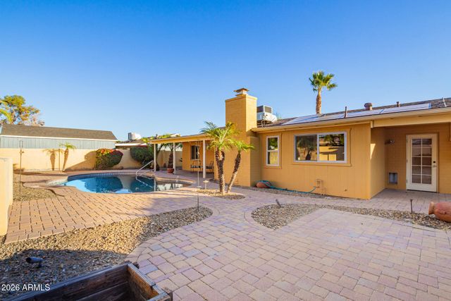 4746 W COLUMBINE Drive, Glendale, AZ 85304