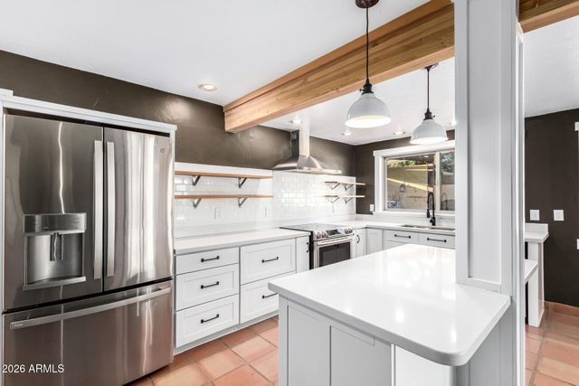 4746 W COLUMBINE Drive, Glendale, AZ 85304