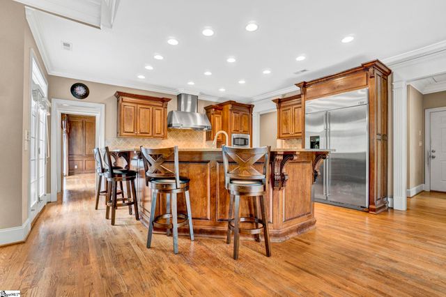 881 Inverness Circle, Spartanburg, SC 29306