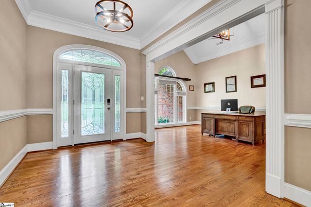 881 Inverness Circle, Spartanburg, SC 29306