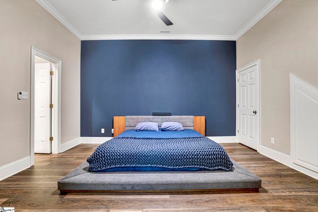 881 Inverness Circle, Spartanburg, SC 29306