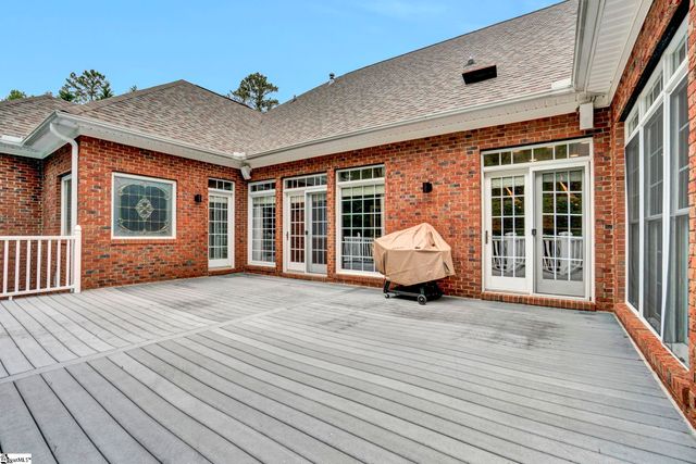 881 Inverness Circle, Spartanburg, SC 29306