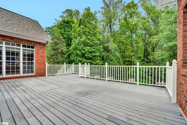 881 Inverness Circle, Spartanburg, SC 29306