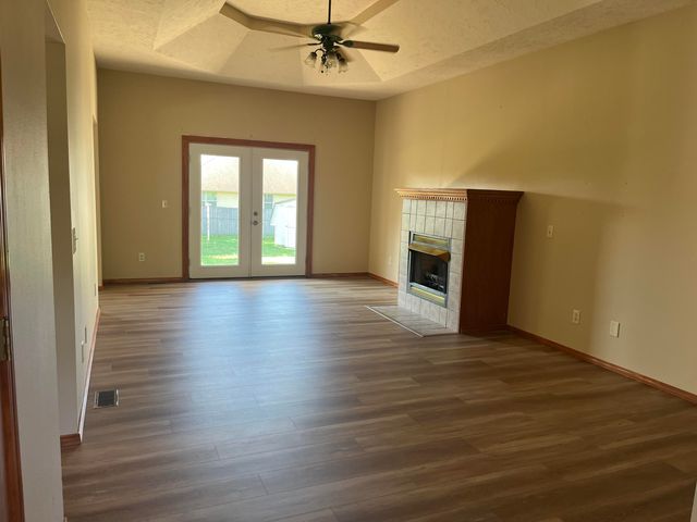 4362 W 2nd Street, Battlefield, MO 65619