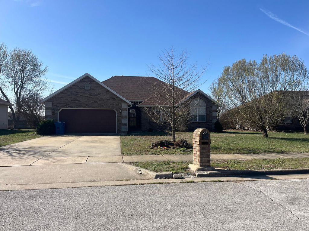 4362 W 2nd Street, Battlefield, MO 65619