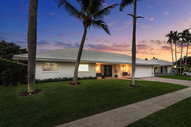 1332 SW Tamarind Way, Boca Raton, FL 33486