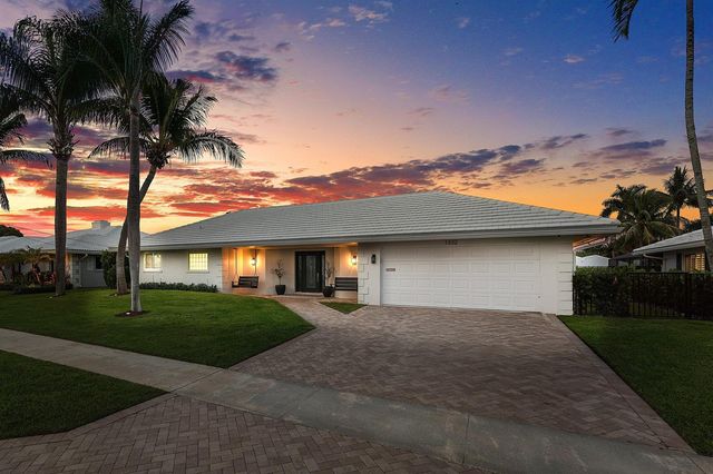1332 SW Tamarind Way, Boca Raton, FL 33486