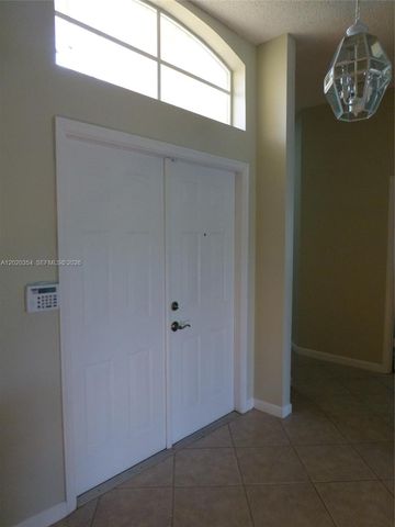1139 Chenille Cir, Weston, FL 33327