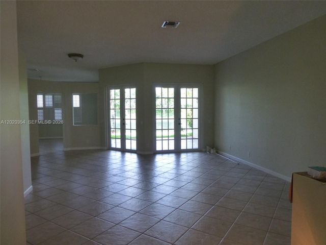 1139 Chenille Cir, Weston, FL 33327