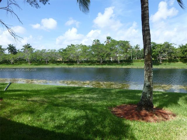 1139 Chenille Cir, Weston, FL 33327