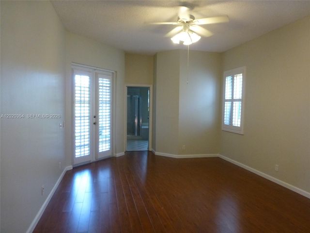 1139 Chenille Cir, Weston, FL 33327