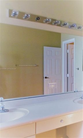 1139 Chenille Cir, Weston, FL 33327