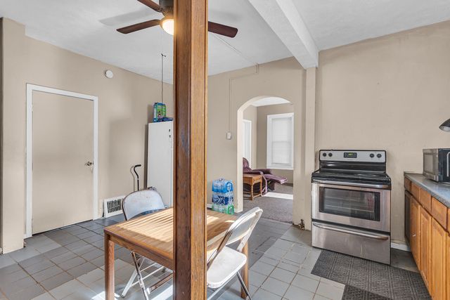 106 N Dwight Street, Jackson, MI 49202