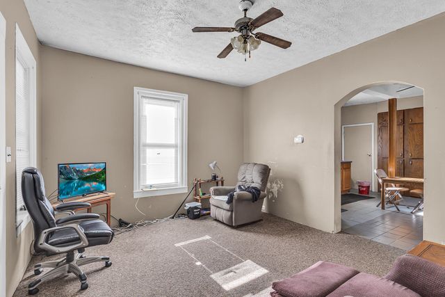 106 N Dwight Street, Jackson, MI 49202