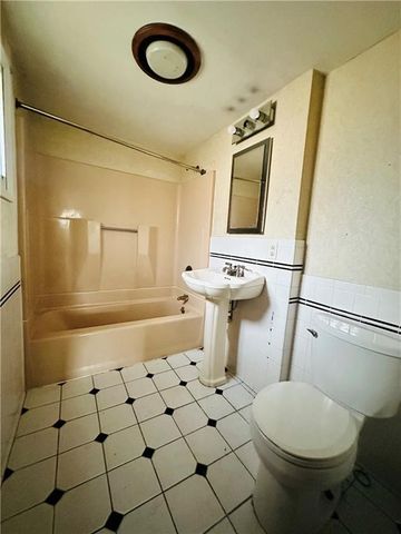 720 Walnut Street, Elmira City, NY 14901