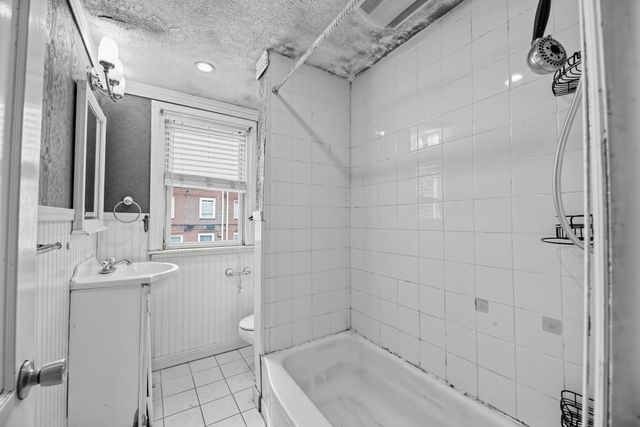 6252 WALKER ST, Philadelphia, PA 19135