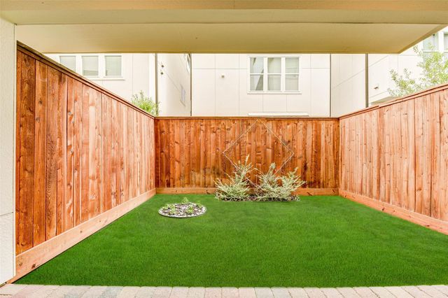 2724 Dolce Oaks Drive, Houston, TX 77007